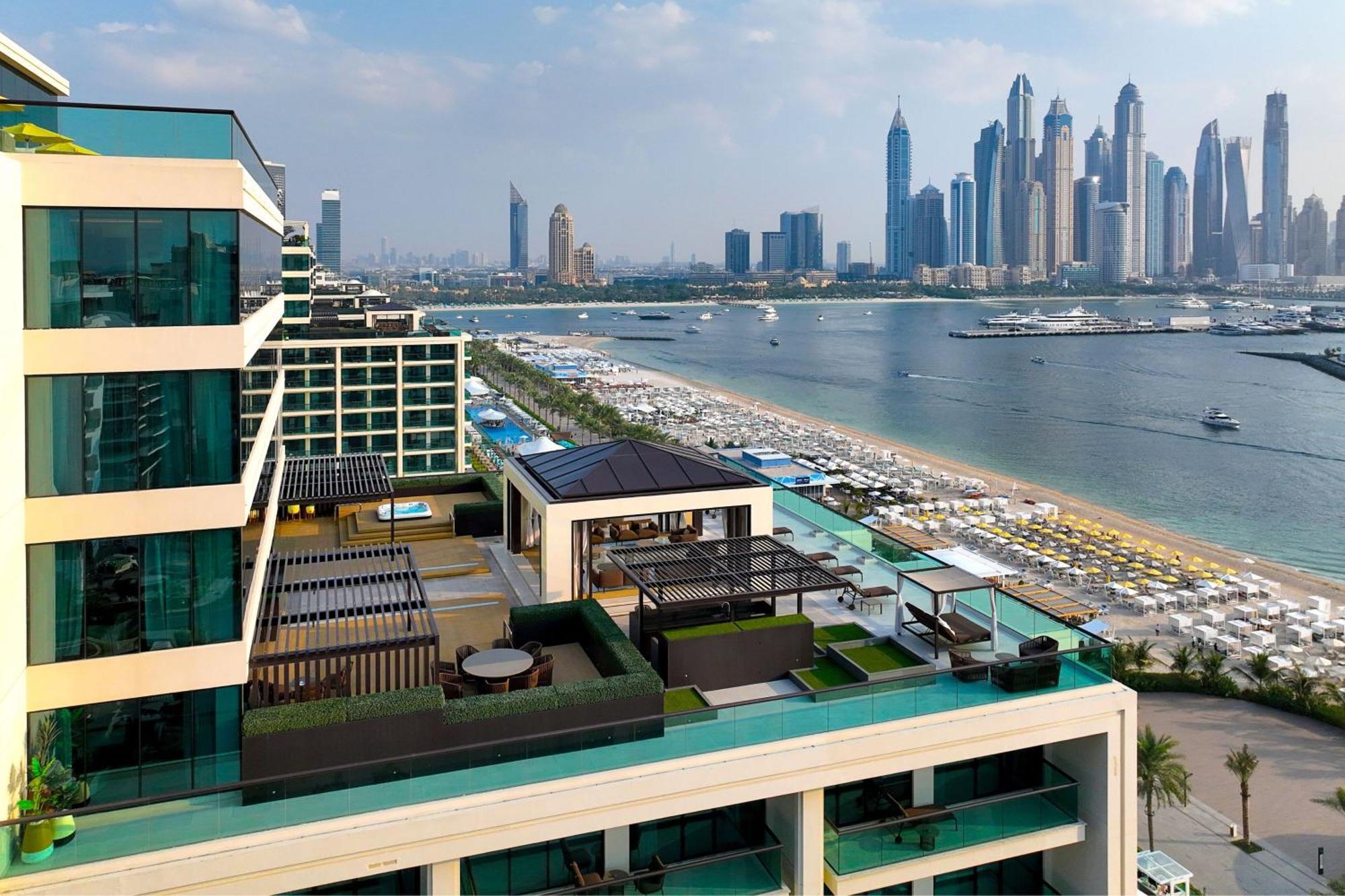 Marriott Resort Palm Jumeirah, Дубай Экстерьер фото The Westin Dubai