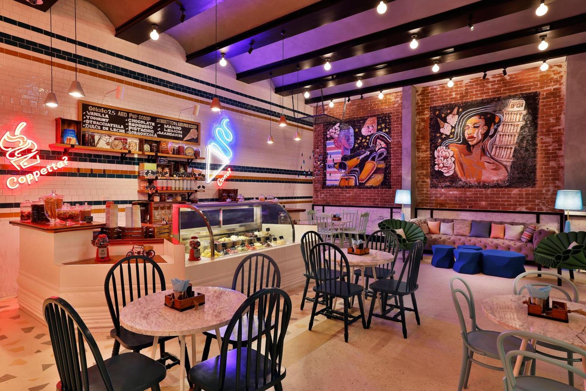 Marriott Resort Palm Jumeirah, Дубай Экстерьер фото Interior of a typical café