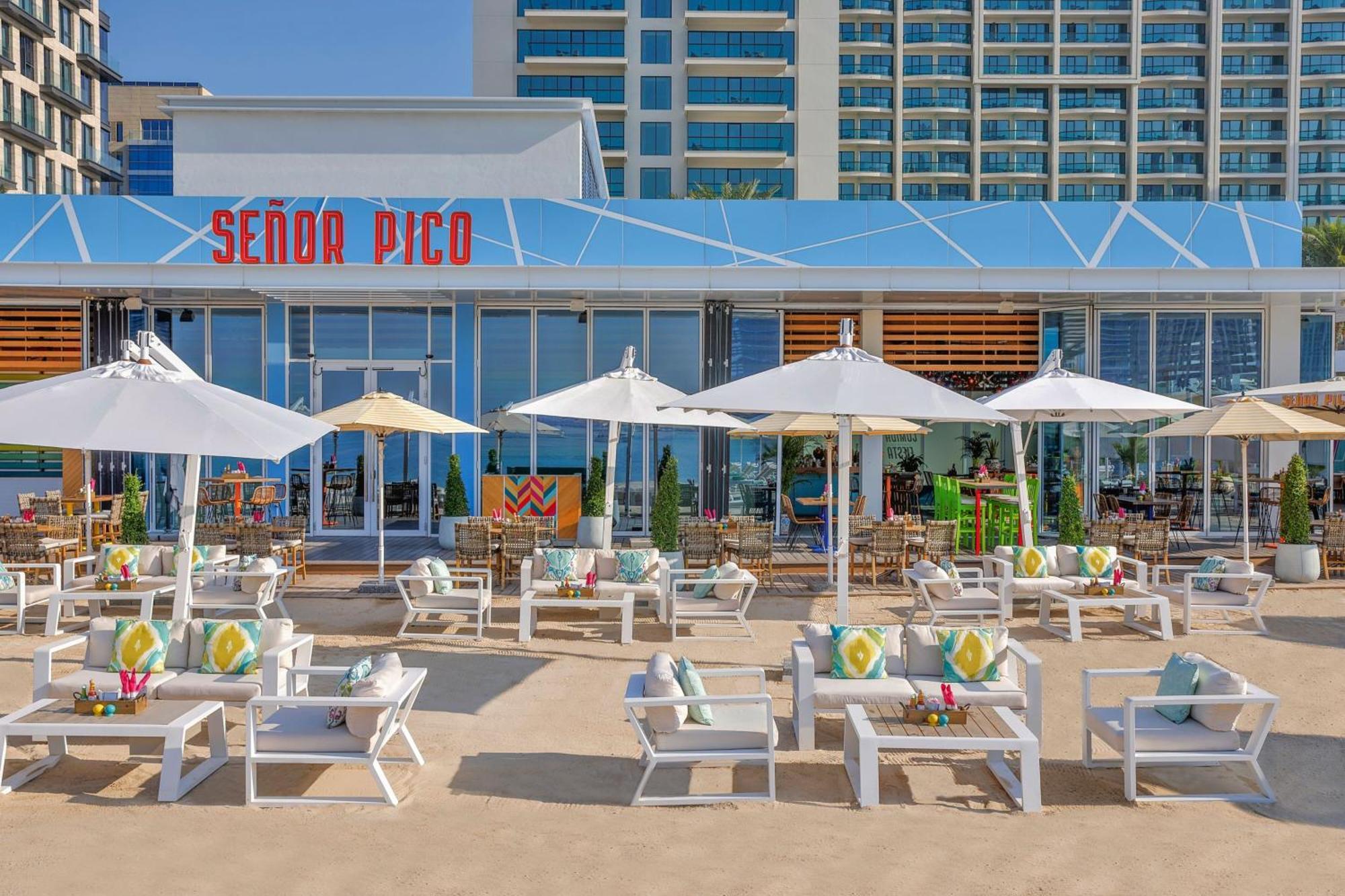 Marriott Resort Palm Jumeirah, Дубай Экстерьер фото The beach club at the Wynn