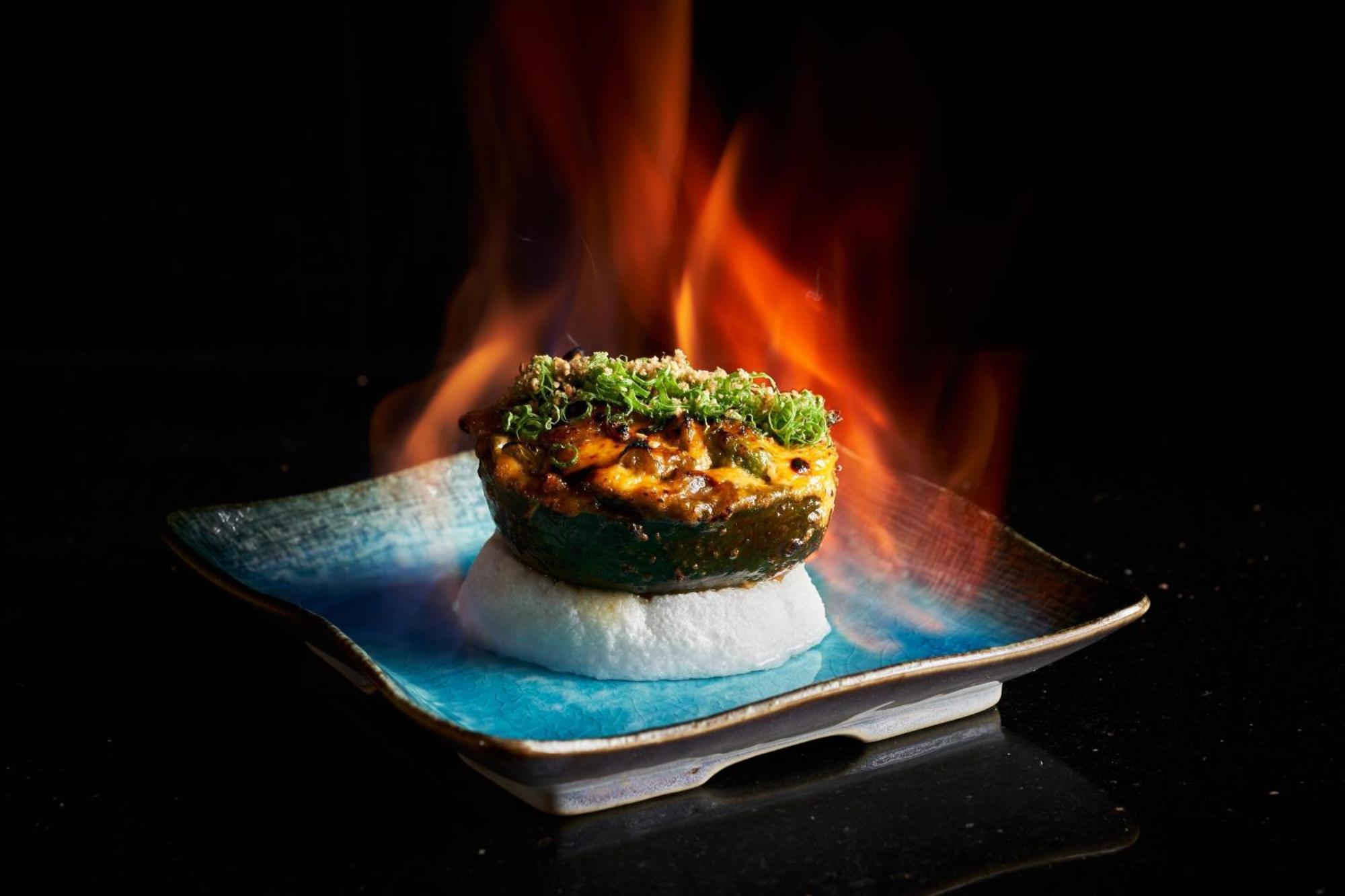 Marriott Resort Palm Jumeirah, Дубай Экстерьер фото A flaming scallop
