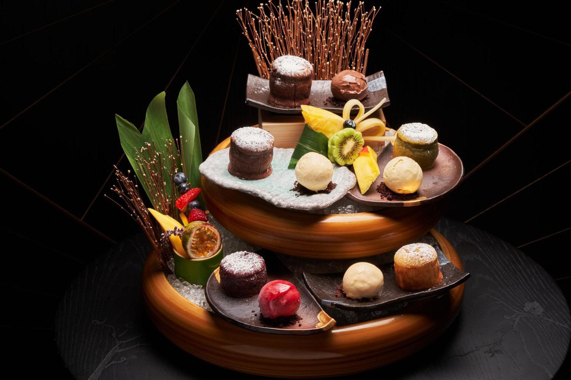 Marriott Resort Palm Jumeirah, Дубай Экстерьер фото A selection of chocolate truffles