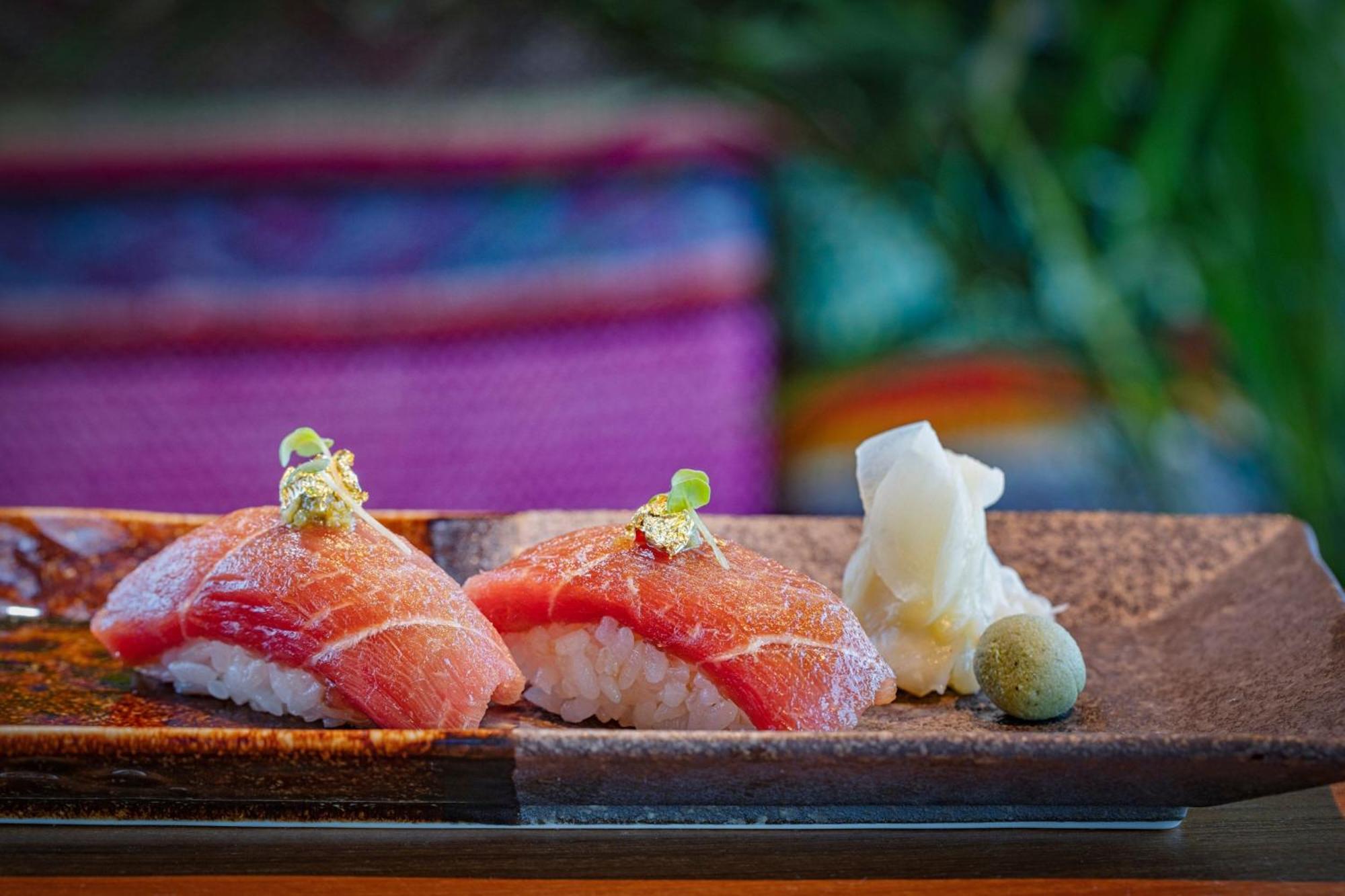 Marriott Resort Palm Jumeirah, Дубай Экстерьер фото Sushi