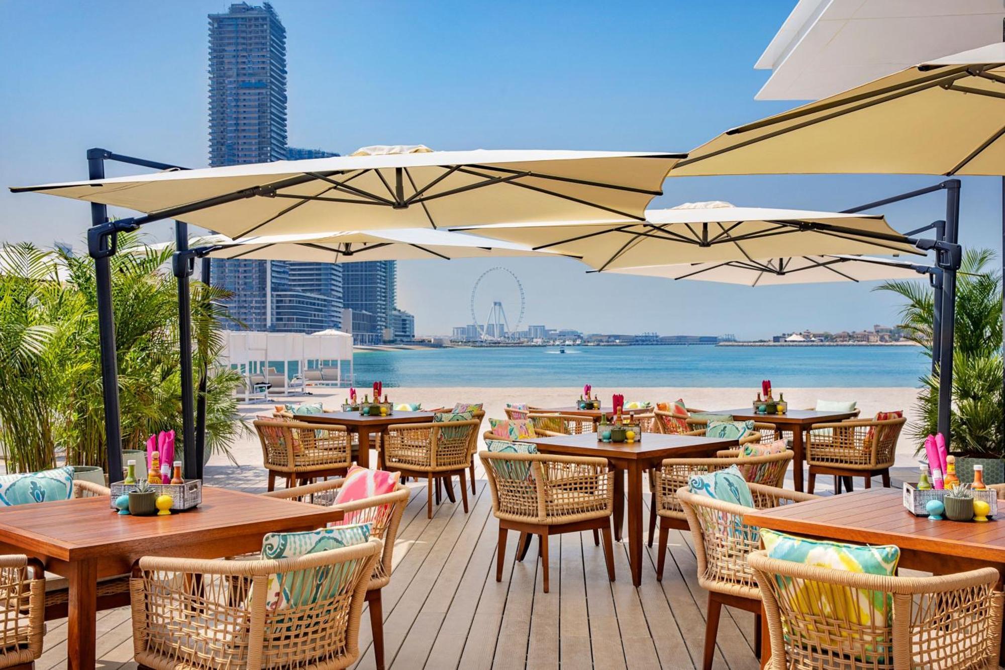 Marriott Resort Palm Jumeirah, Дубай Экстерьер фото Beach at Jumeirah Beach Hotel
