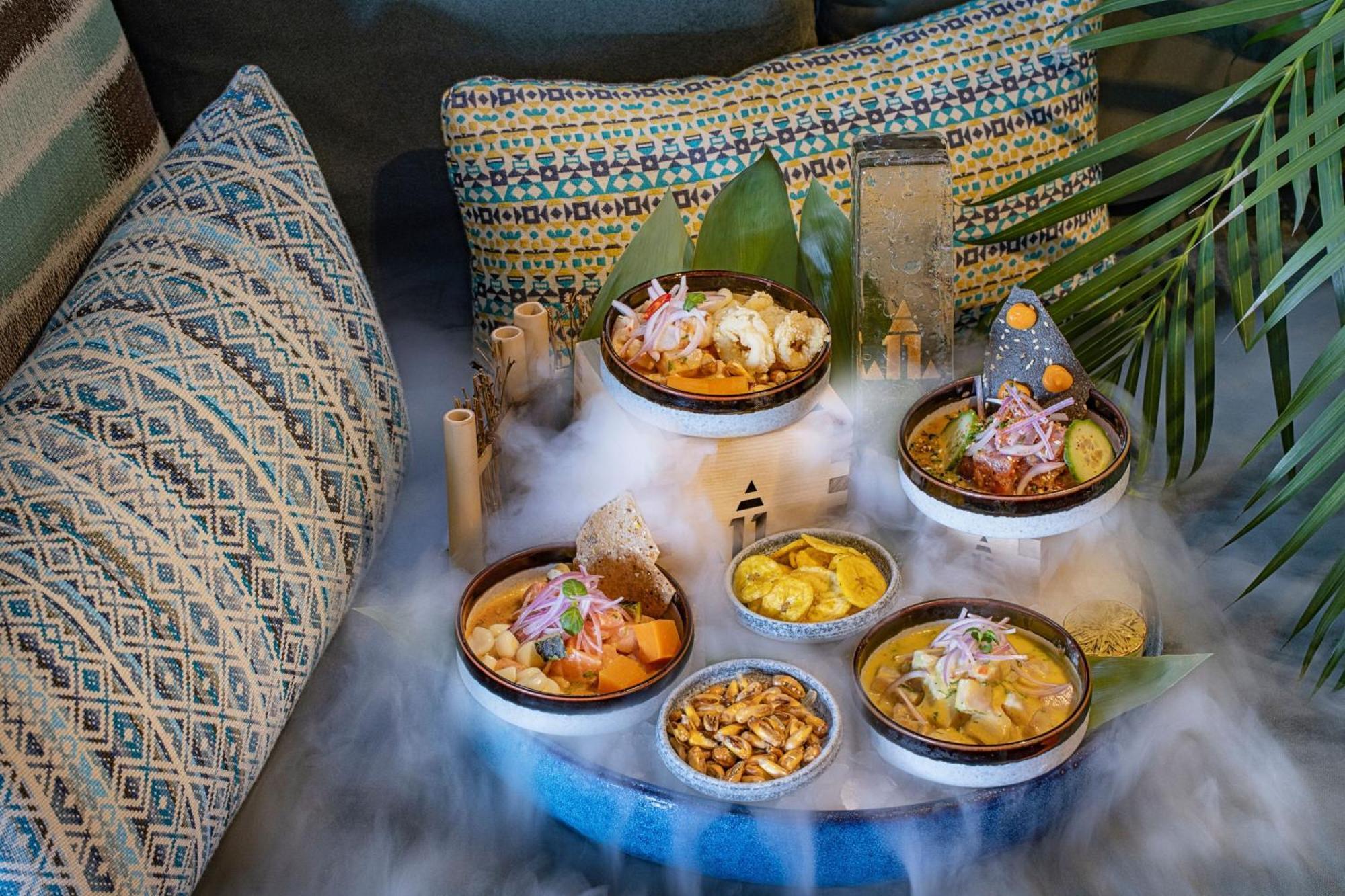 Marriott Resort Palm Jumeirah, Дубай Экстерьер фото Ceviche at the restaurant