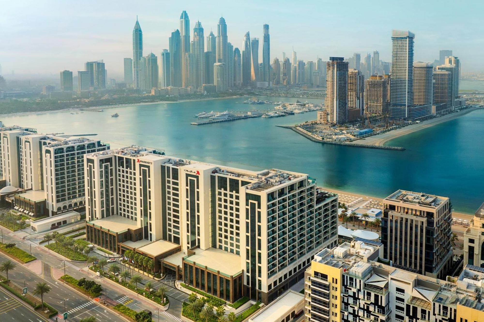 Marriott Resort Palm Jumeirah, Дубай Экстерьер фото Dubai Marina
